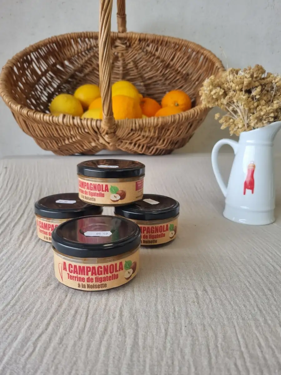 Terrine de figatellu à la noisette.